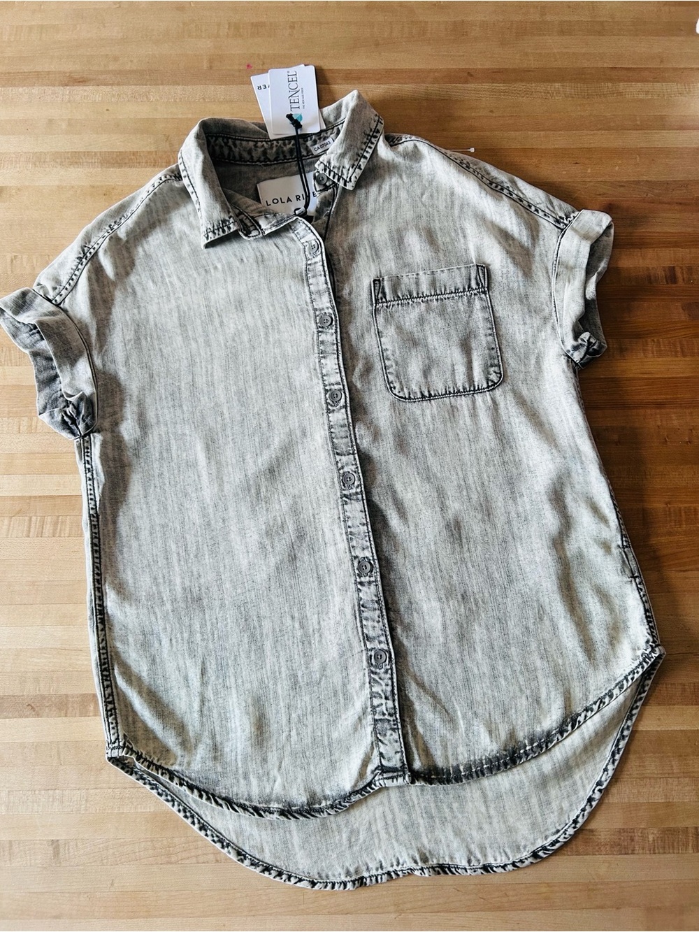 NWT Lola River Women’s Button Down Tencel Sleeveless Shirt